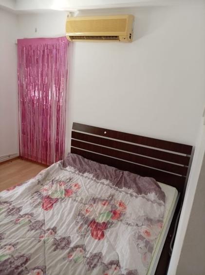Apartament cu 3 camere decomandat, mobilat în Est