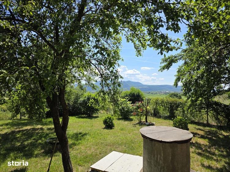 Casă cu 4 camere în Bălata
