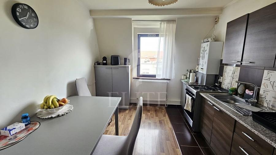 Apartament cu 2 camere decomandat în Mărăști