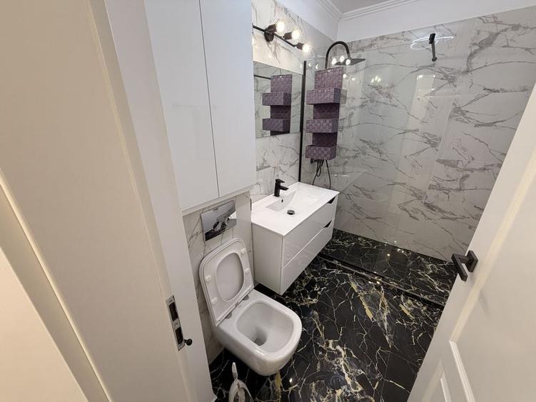 Apartament cu 2 camere decomandat în Florești