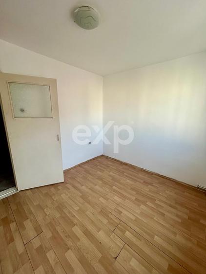 Apartament cu 2 camere semidecomandat în Bartolomeu