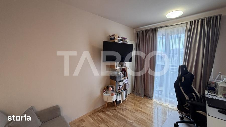 Apartament cu 3 camere decomandat în Lazaret