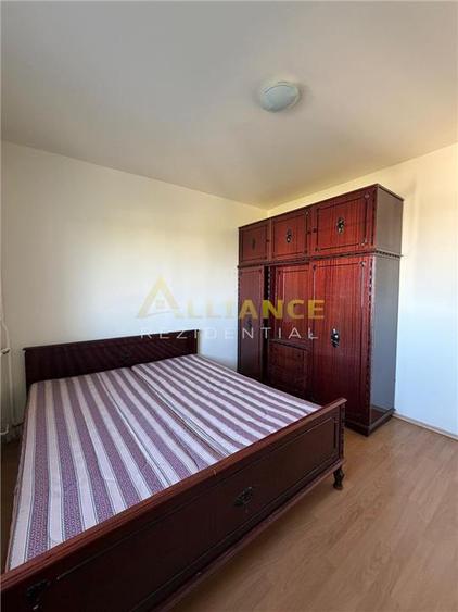 Apartament cu 2 camere semidecomandat în Progresul