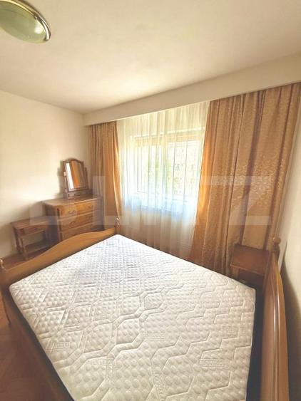 Apartament cu 3 camere semidecomandat, mobilat în Girocului