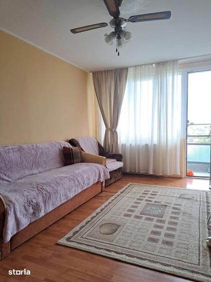 Apartament cu 3 camere decomandat în Carpați 1