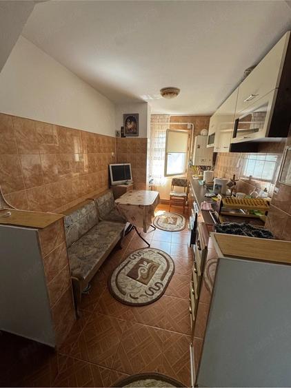 Apartament cu 3 camere decomandat, mobilat în Orizont