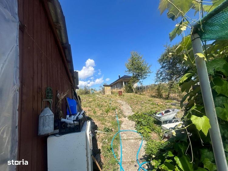 Casă cu 2 camere cu Teren 5135 Mp în Dobreni