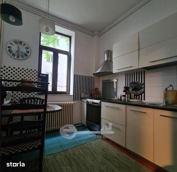 Casă cu 2 camere semidecomandat cu Teren 70 Mp în Copou
