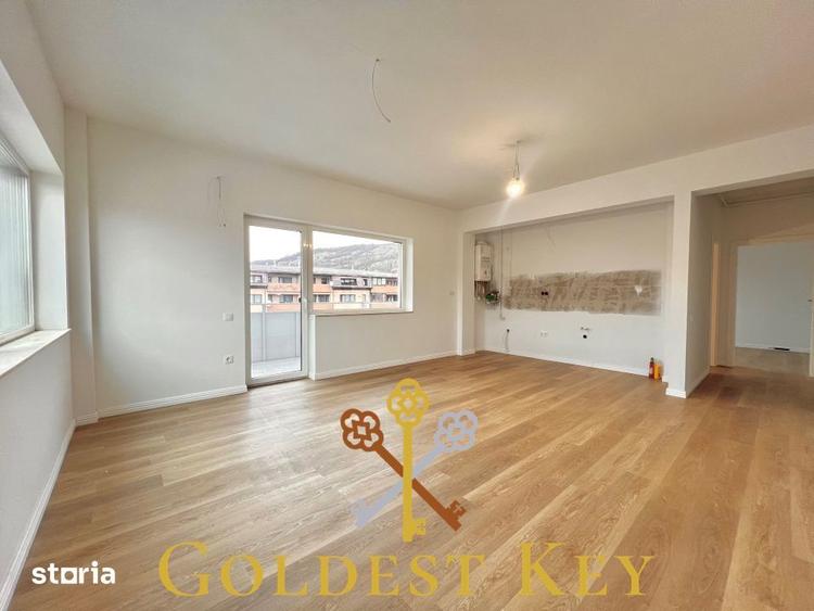 Apartament cu 3 camere decomandat în Dâmbul Rotund