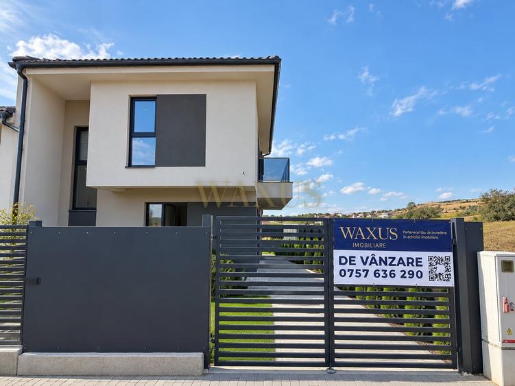 Duplex cu 6 camere cu Canalizare în Chinteni