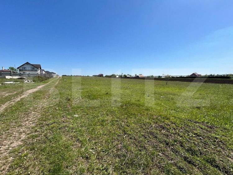 Teren Construcții extravilan de 800 mp, în Exterior Sud