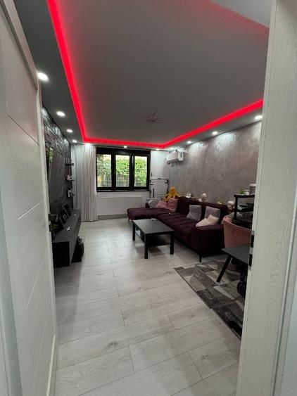 Apartament cu 2 camere semidecomandat, mobilat în Ostroveni