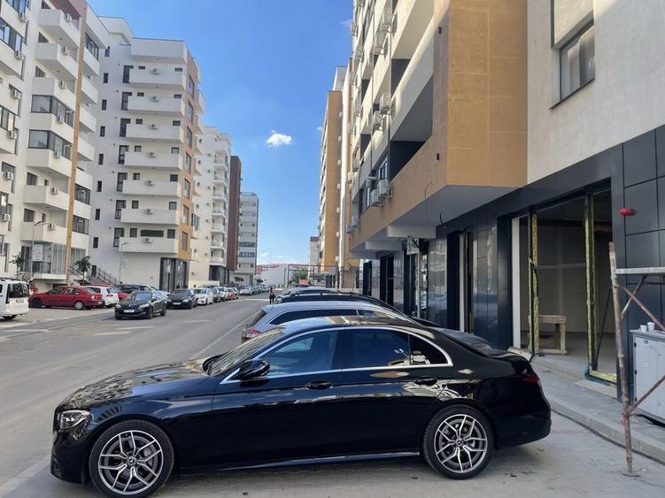 Spațiu comercial, de 79 mp, în Central