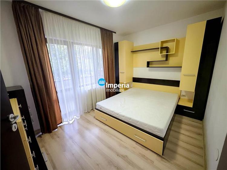 Apartament cu 3 camere decomandat, mobilat în Galata