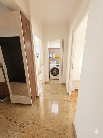 Apartament cu 2 camere decomandat în Spitalul Județean
