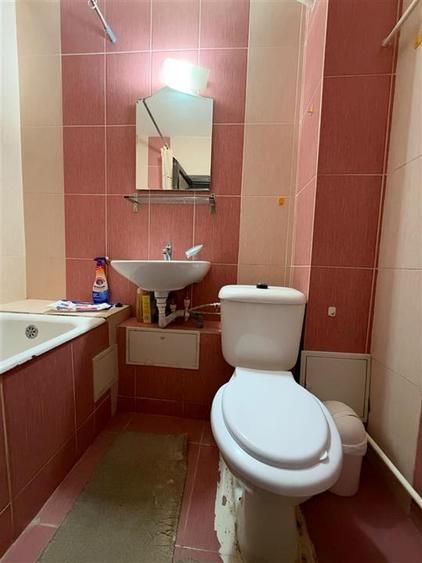 Garsonieră decomandată în Podu Roș