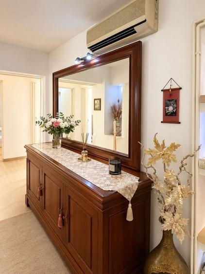 Apartament cu 3 camere decomandat, mobilat în Central