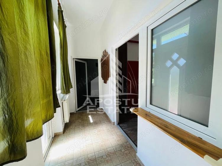Casă cu 3 camere în Ultracentral