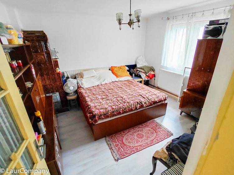 Casă individuală cu 3 camere cu Teren 815 Mp în Călinești