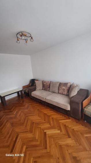Apartament cu 2 camere decomandat în Tomis I