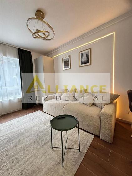 Apartament cu 2 camere decomandat în Central