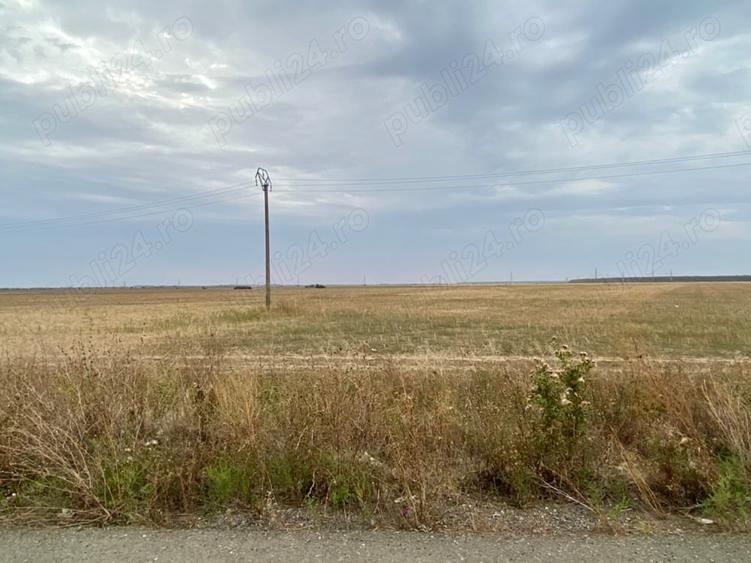 Teren de 11300 mp, în Central