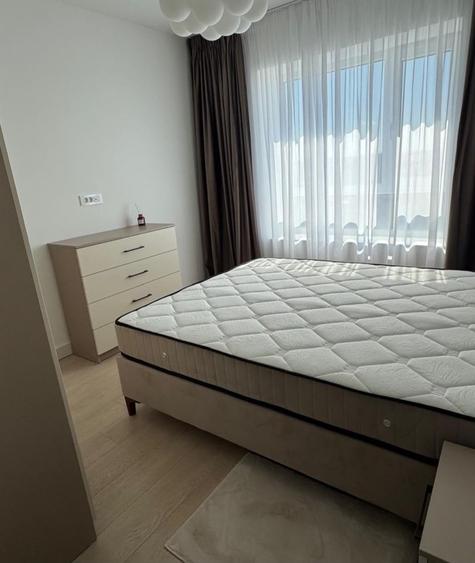 Apartament cu 2 camere semidecomandat, mobilat în Jiului