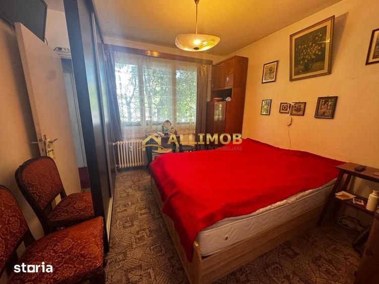 Apartament cu 2 camere semidecomandat în Democrației