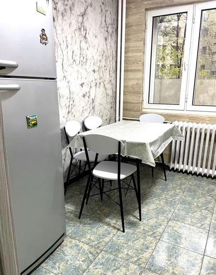 Apartament cu 3 camere decomandat, mobilat în Vatra Luminoasă
