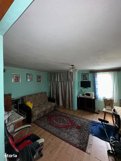 Casă cu 4 camere cu Teren 1395 Mp în Sântuhalm