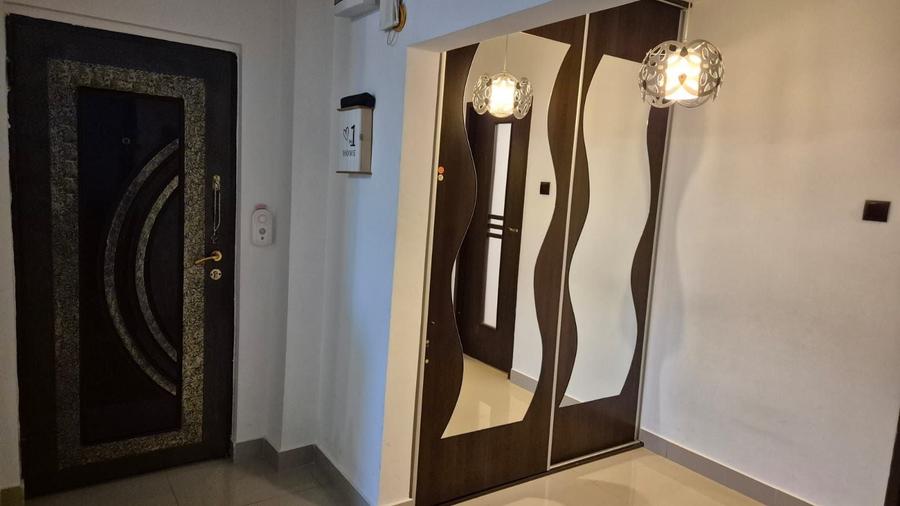 Apartament cu 3 camere decomandat în Bogdan Vodă