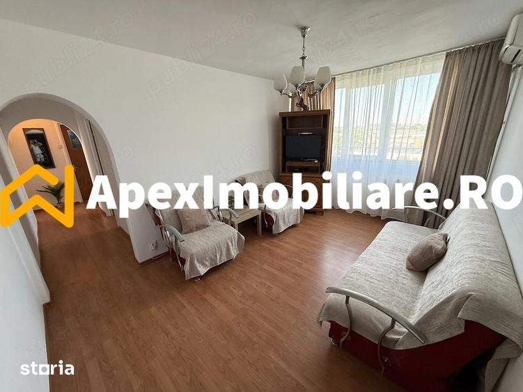 Apartament cu 3 camere semidecomandat în Militari