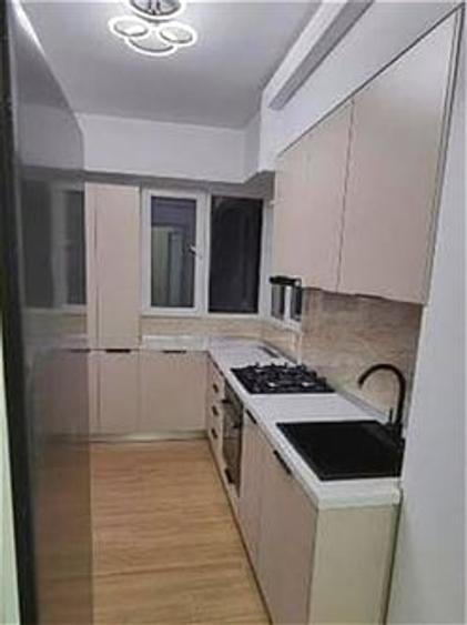 Apartament cu 2 camere decomandat, mobilat în Parcul Carol