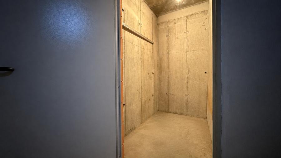 Apartament cu 2 camere decomandat în Tractorul