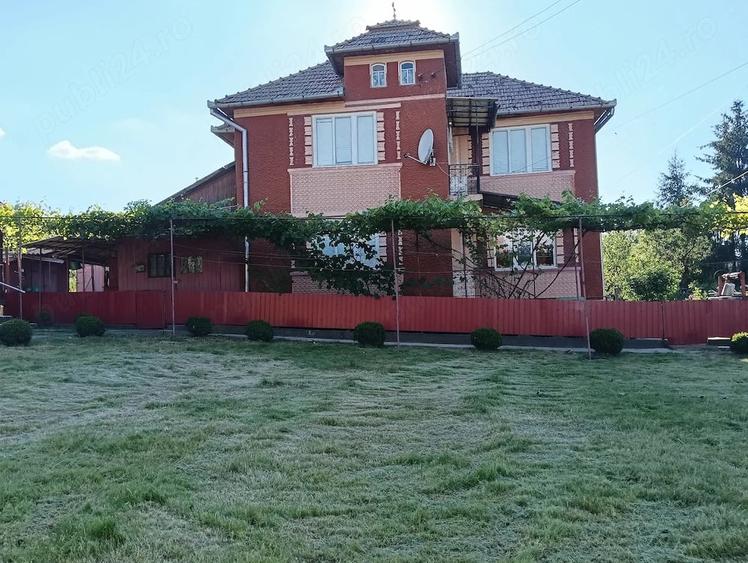 Casă cu 3 camere cu Teren 40 Mp în Țagu