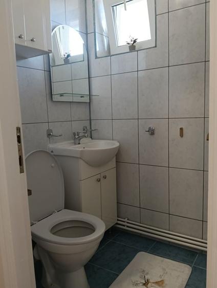 Apartament cu 3 camere decomandat în Popoveni
