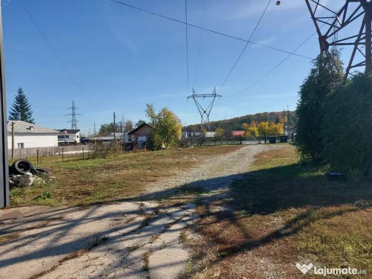 Spațiu comercial, de 250 mp, în Bascov