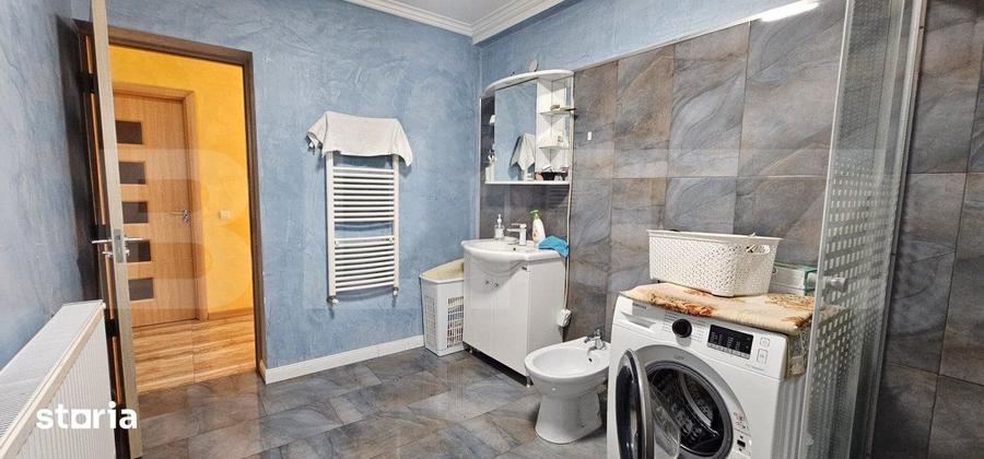 Casă cu 5 camere cu Teren 1300 Mp în Răzvad