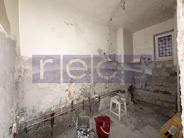 Apartament cu 2 camere semidecomandat în Gara de Nord