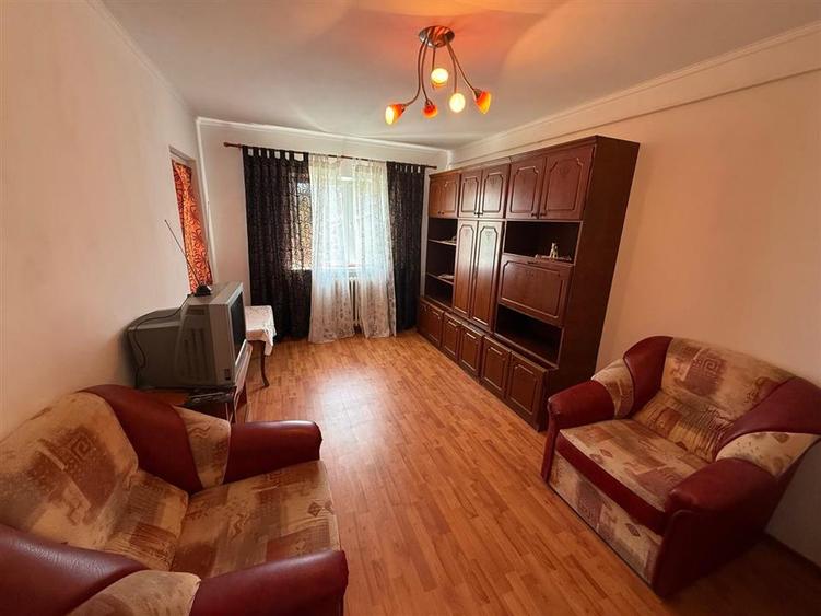 Apartament cu 2 camere decomandat în Dacia