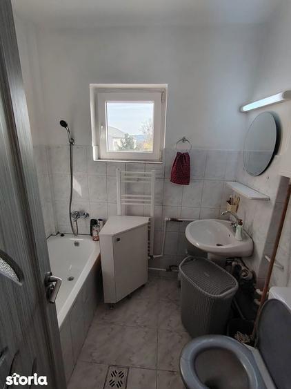 Se inchiriaza apartament 2 camere etaj 3 mobilat utilat complet 300e - 12