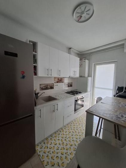 Apartament cu 2 camere semidecomandat în Titan