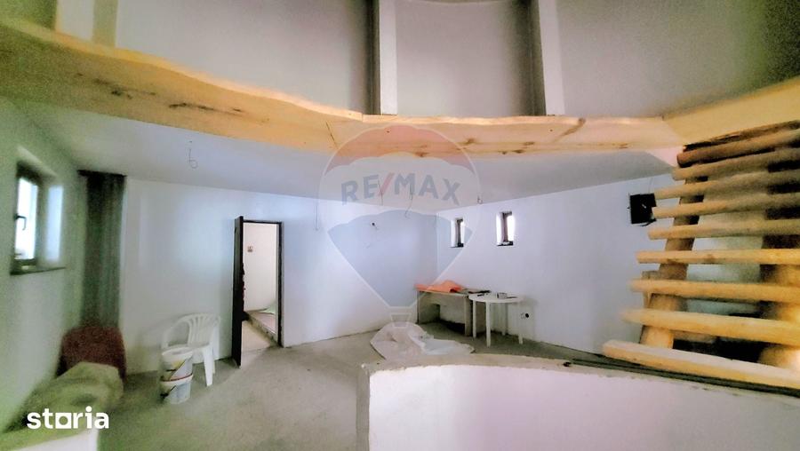 Casa de vanzare | Pe?tera | 15 camere, ideala pentru pensiune - 14