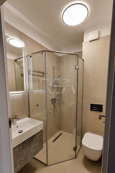 Apartament cu 3 camere decomandat, mobilat în Colentina