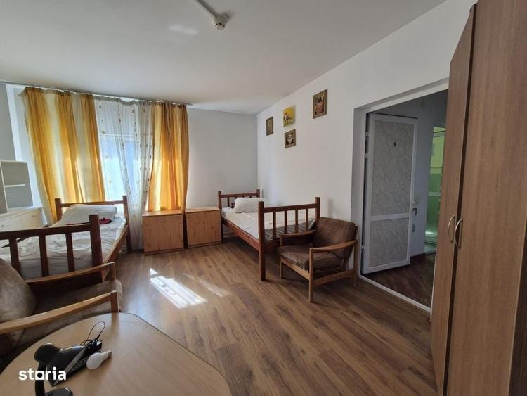 Casă cu 4 camere cu Teren 450 Mp în Găvana