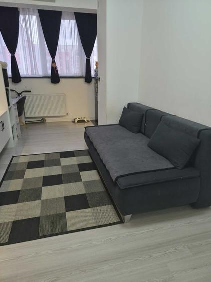 Apartament cu 2 camere decomandat în UTA