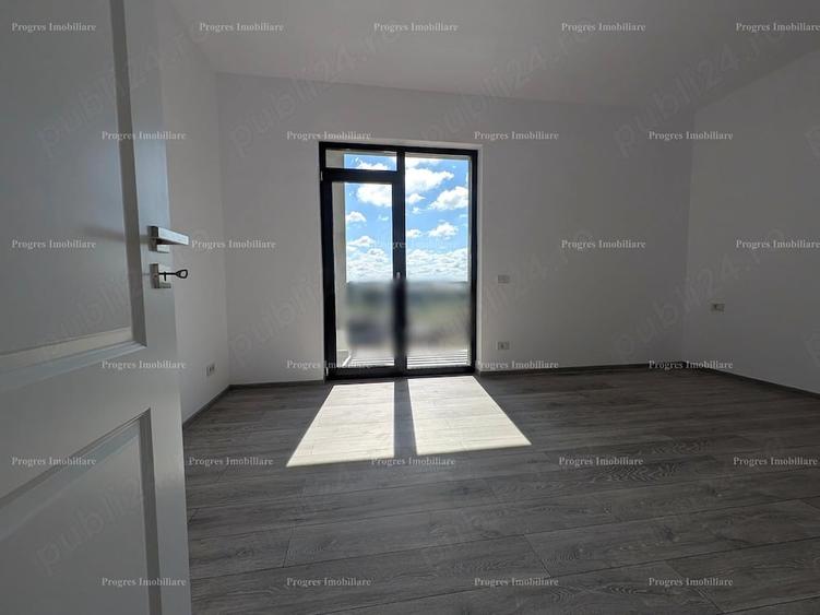 Apartament cu 3 camere decomandat în Est