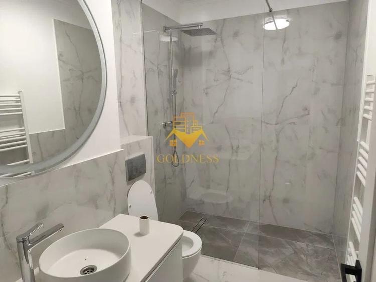 Garsonieră decomandată în Între Lacuri