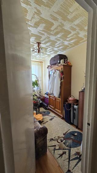 Vand apartament 3 camere etaj 1 semidecomandat - 8