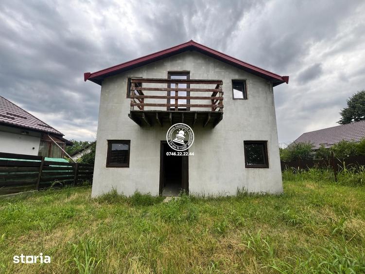 Casă cu 5 camere cu Teren 500 Mp în Miroslava
